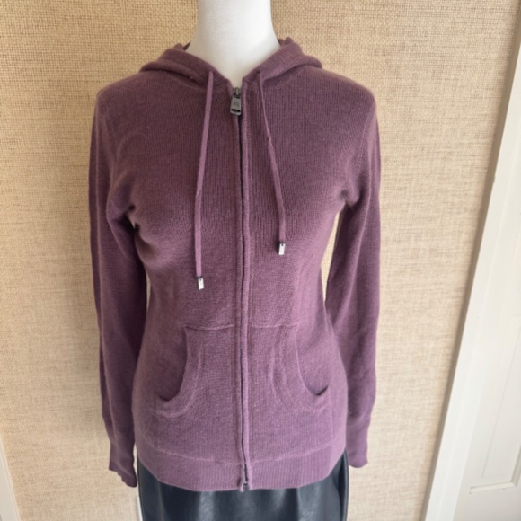 Burberry London Lilac Cashmere Zip Up Hoodie Sweater - Sz M - Picture 2 of 6